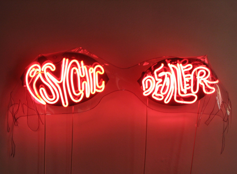 Blair Thurman, Psychic Dealer, 2003 - Neon, plexiglass, acetato, trasformatori, 37 x 167 x 7 cm